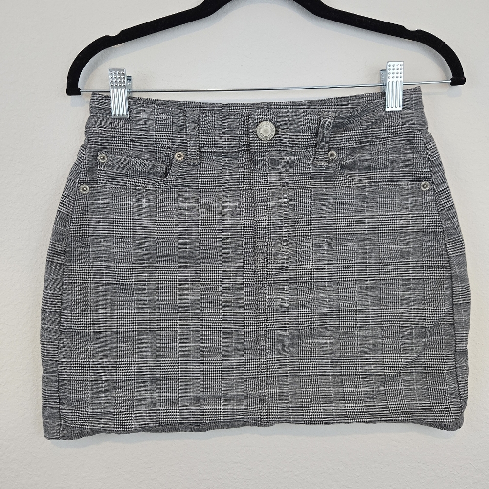 American Eagle Hi-Rise Plaid Mini Skirt